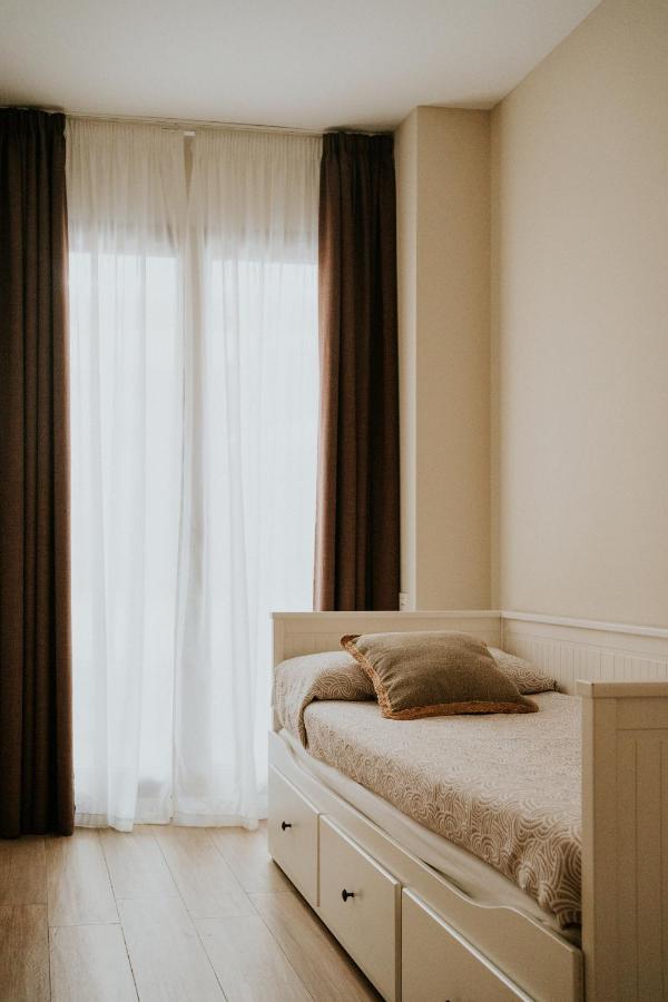 Apartamentos Levante - Mares Торе дел Мар Екстериор снимка