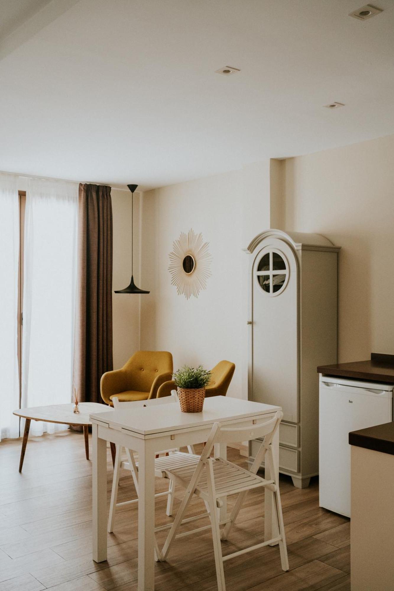 Apartamentos Levante - Mares Торе дел Мар Екстериор снимка