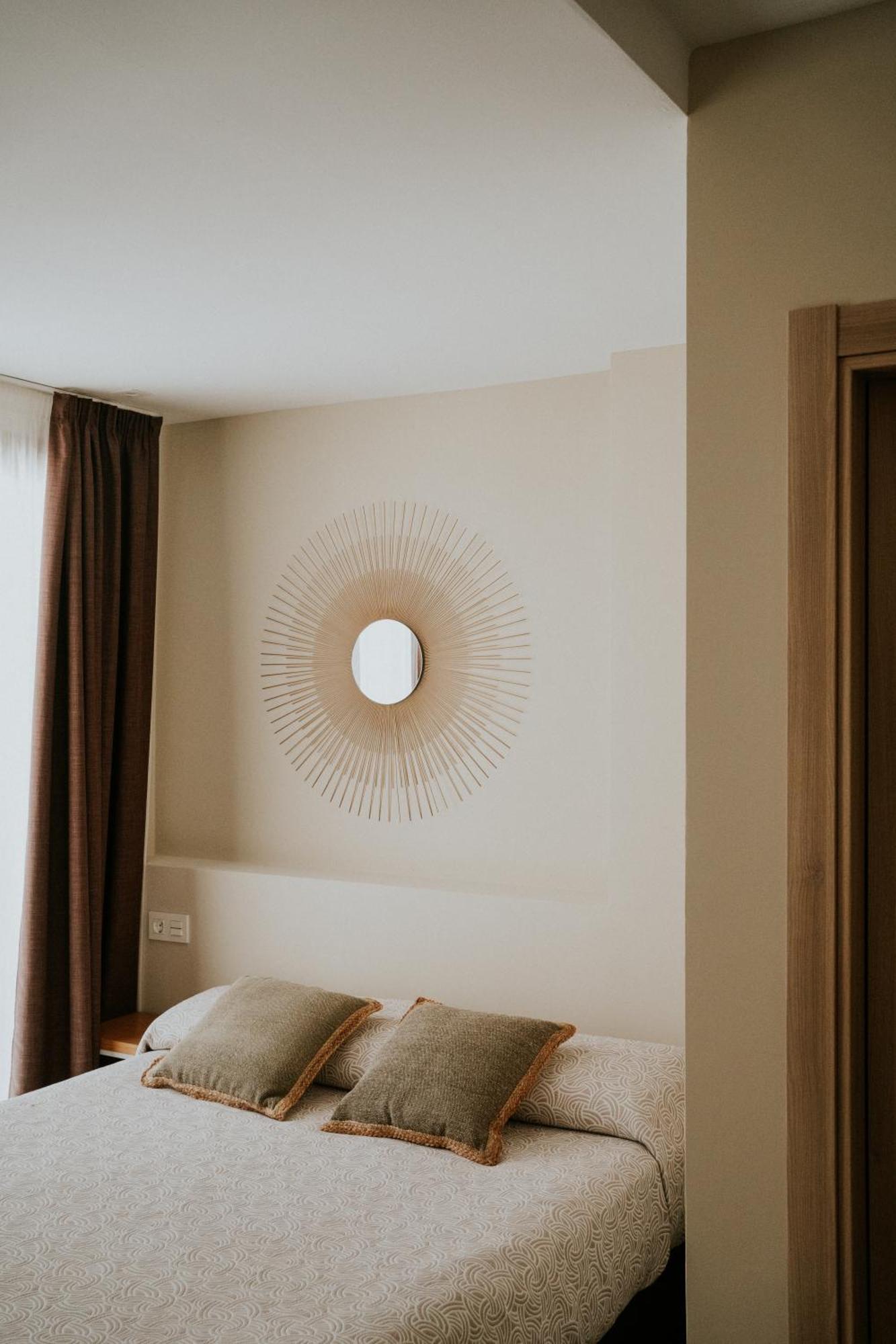 Apartamentos Levante - Mares Торе дел Мар Екстериор снимка